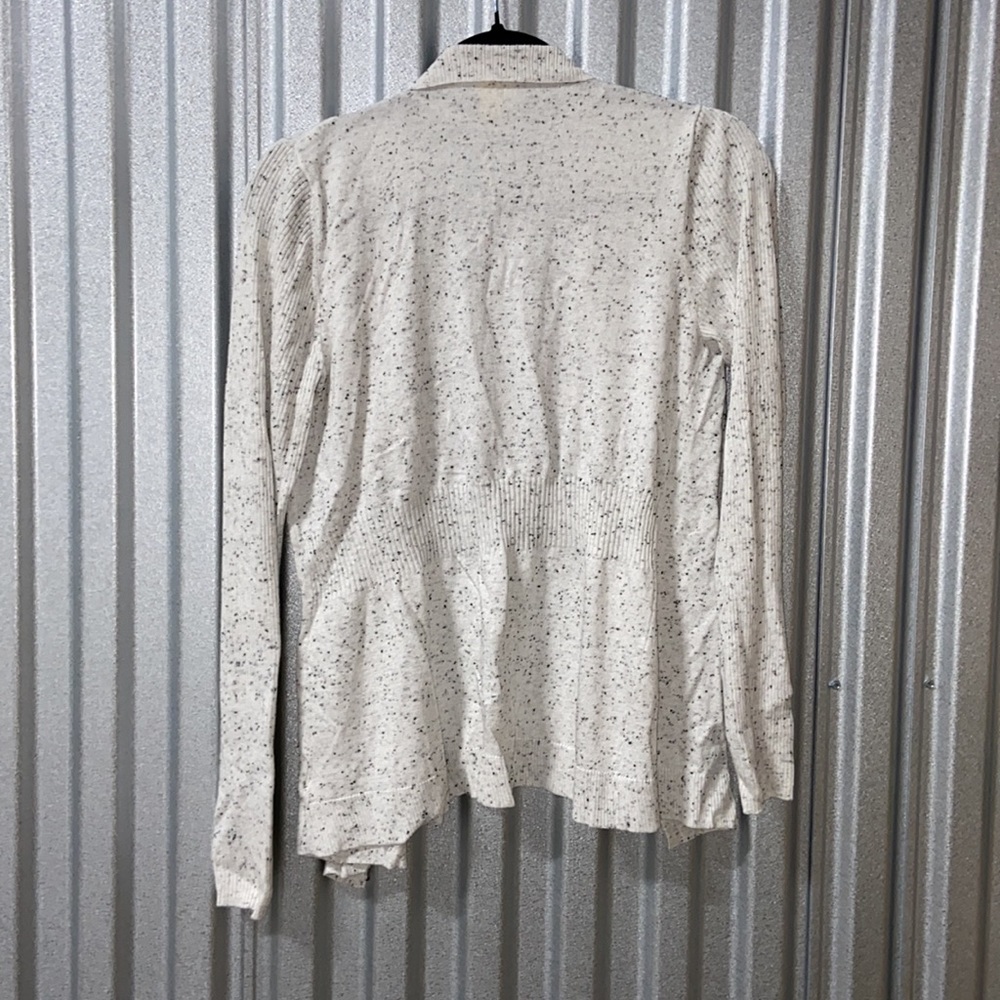 Cardigan - Picture 2 of 3